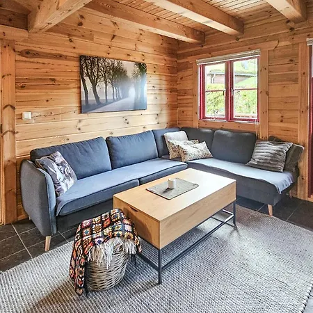 Dom wakacyjny In With House A Mountain View